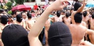 菲律宾大学每年举办男大学生校园集体裸奔活动